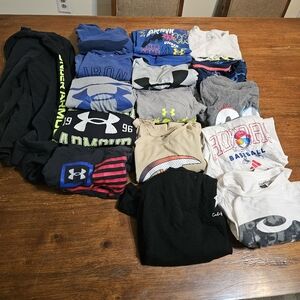 Boys Under Armour, Nike And A Couple Other Brands Excellent Worn Condition 70$